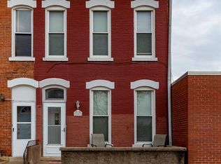 107 W 13th St, Dubuque, IA 52001