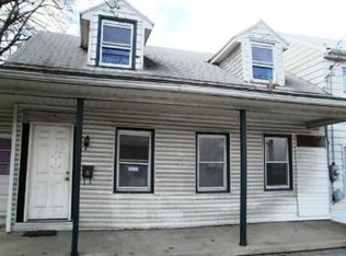 407 N Baltimore Ave, Mount Holly Springs, PA 17065