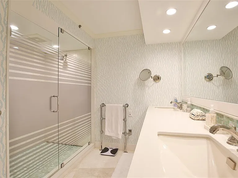 775 Longboat Club Rd #904 — Photo 18