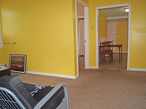 3rd image of 722 Maryland Ave