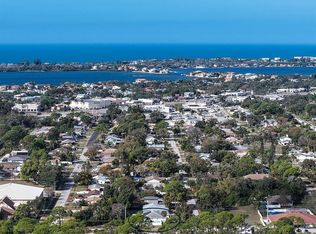 2450 Hively St, Sarasota, FL 34231