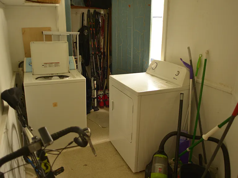 407 N Cayuga St #1 — Photo 30