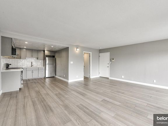 4th image of 489 Corbett Ave