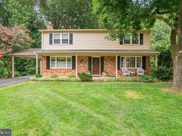 7149 Game Lord Dr, Springfield, VA 22153