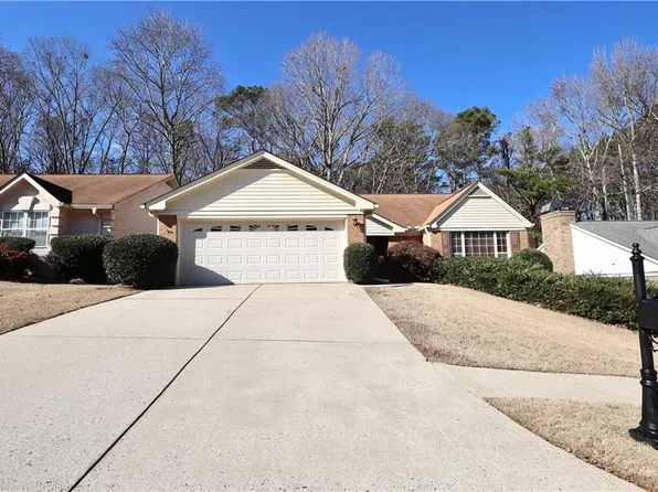 150 Stratford Way, Fayetteville, GA 30214