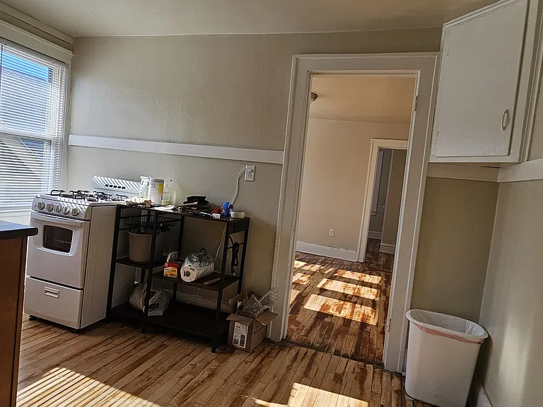 815 Minnesota Ave #5 — Photo 2