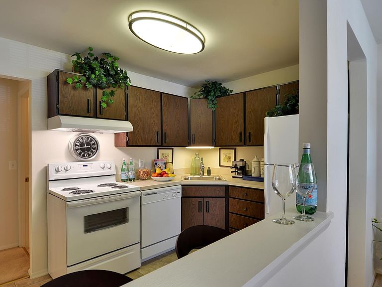 Hickory Hills Condominiums Apartment Rentals - Bel Air, MD | Zillow