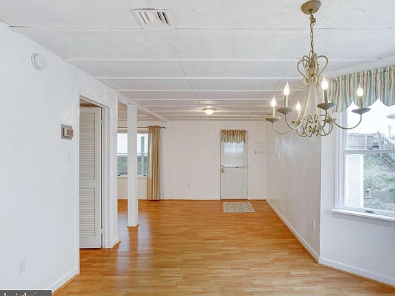 5th image of 7627 B St APT 1