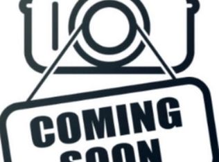 1001 E Washington St #1/2, Urbana, IL 61801