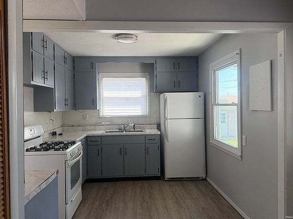 4th image of 110 Forest Park Dr