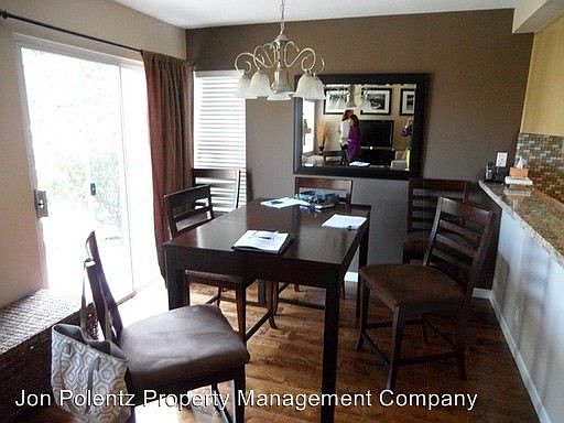 3rd image of 840 S Sapphire Ln