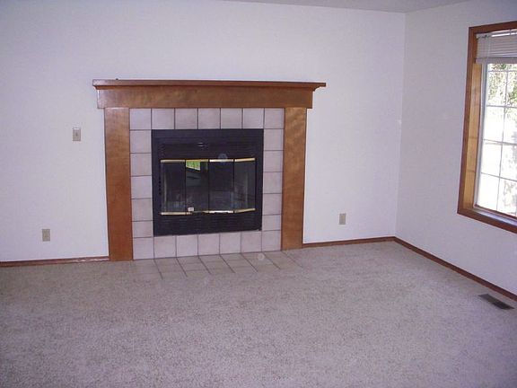 4th image of 510 NW 72nd Cir