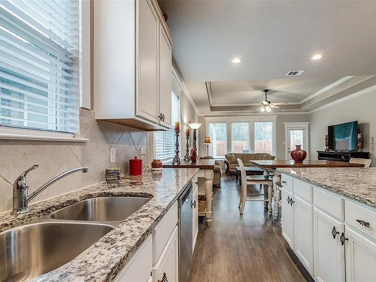 4258 McGregor Bluff Ln — Photo 31