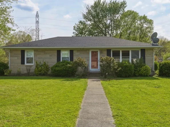 3109 Alpha Dr, Paducah, KY 42003