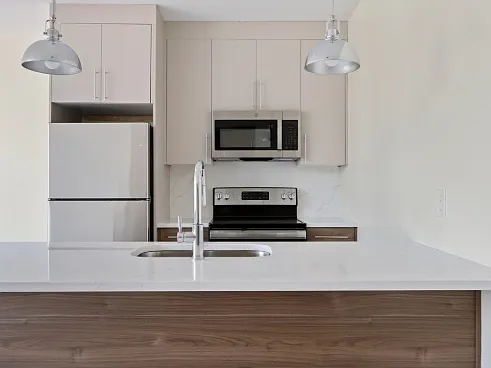 400 Dorchester St #303 Photo 1
