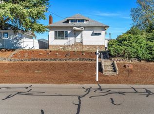 271 N 3rd St, Jefferson, OR 97352