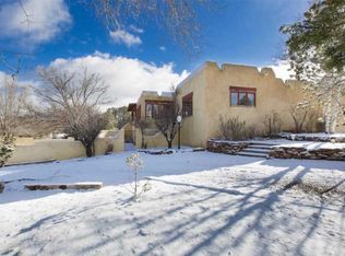 2369 Botulph Rd, Santa Fe, NM 87505