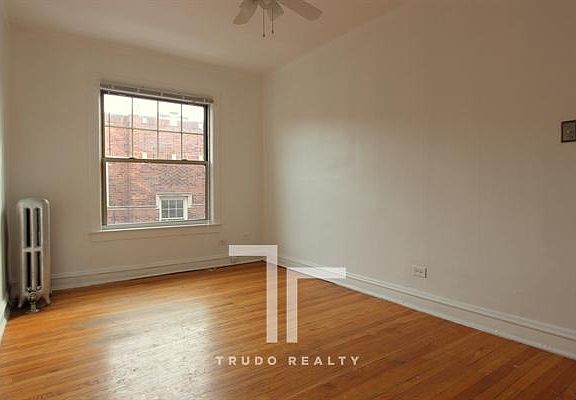 2nd image of 3257 W Wrightwood Ave #Igbaa