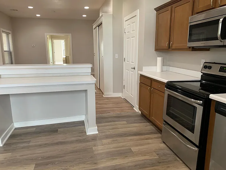 1809 Adams St #2 — Photo 8