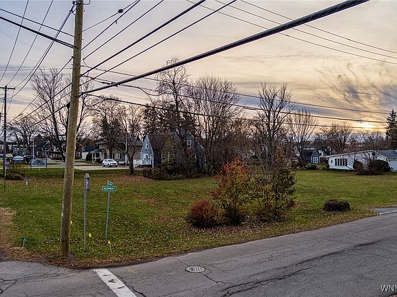 2nd image of 6117 S Park Ave Lot 5