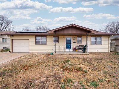 587 S Delaware Ave, Salina, KS, 67401