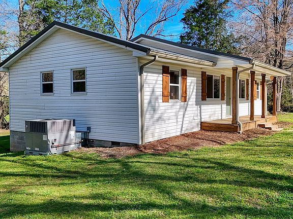 5th image of 3110 Vale Rd