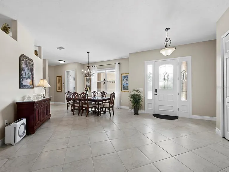 Butlers Crest Dr — Photo 4