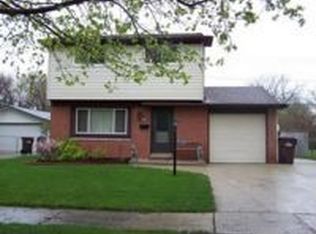 34892 Winslow St, Wayne, MI 48184