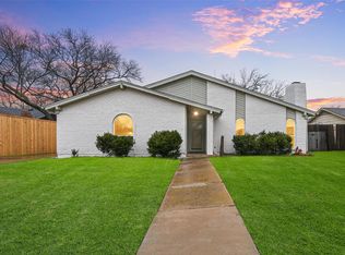 1906 Sunridge Rd, Carrollton, TX 75006