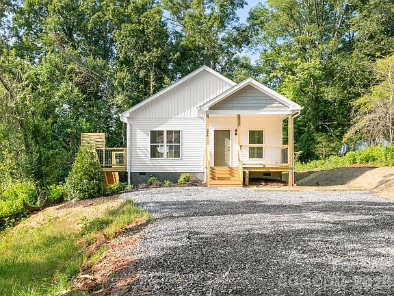 5th image of 216 Lower Edgewood Rd