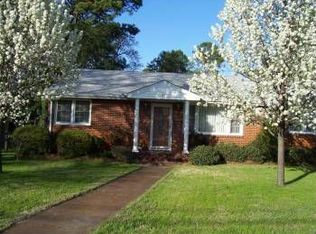 25 Greenbrier Rd, Portsmouth, VA 23707
