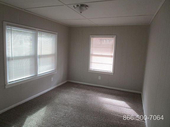 5th image of 714 Lookout Dr