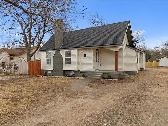 2nd image of 3708 Memorial Dr