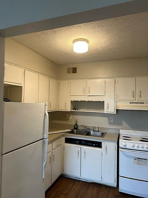 1st image of 3712 Noblitt Dr APT 4