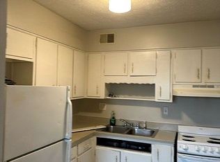 3712 Noblitt Dr APT 4, Louisville, KY 40218