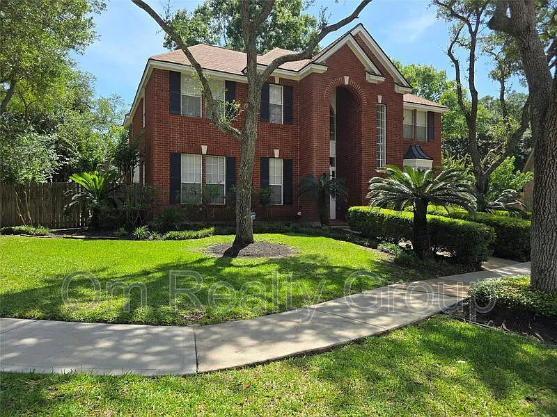 Building Photo - 214 Huggins Ferry Dr