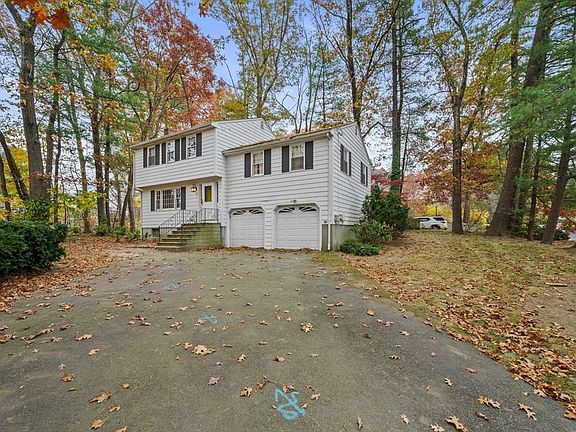 3rd image of 9 Donny Dr