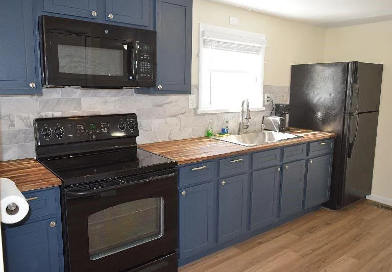 4917 Woodglen Dr — Photo 5