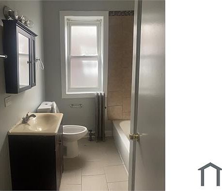 4th image of 7320 S Ridgeland Ave #2