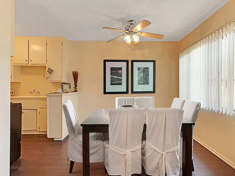 Hazeltine Apartments — Photo 9