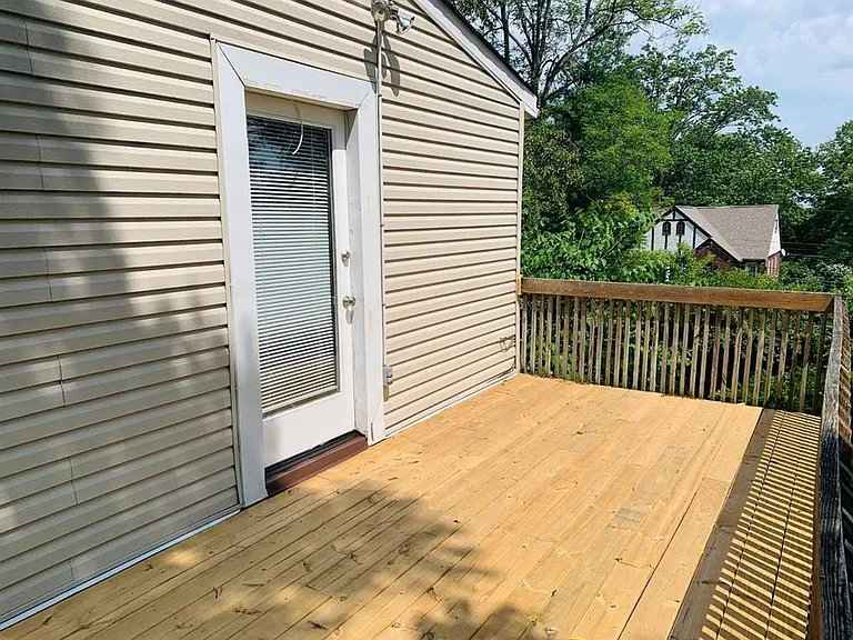 2837 Montana Ave #2 — Photo 8