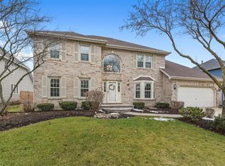 2607 Nottingham Ct, Naperville, IL 60565