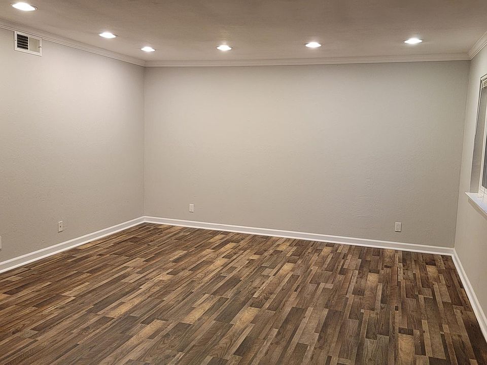 1st image of 35 Los Padres Cir