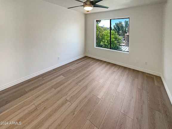 5th image of 1905 E UNIVERSITY Drive #267