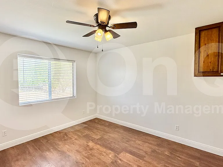 5124 W Geronimo St — Photo 12
