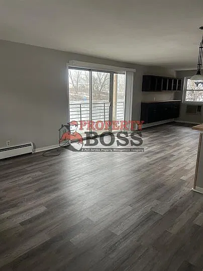 5912 Forest Ave #100 - 100 — Photo 2