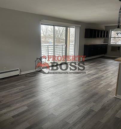 2nd image of 5912 Forest Ave APT 100