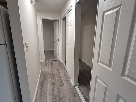 3rd image of 1203 NE Hogan Placeonsite Office 1229
