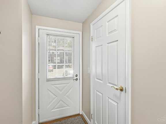 4th image of 2804 Millbank Row