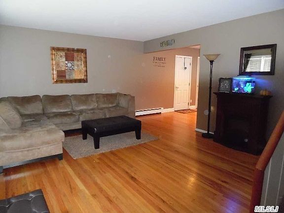 2nd image of 27 Garfield Ave